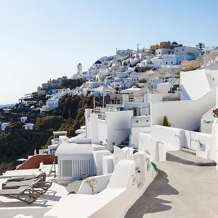 Villa Antrum Cave Imerovigli (Santorini)