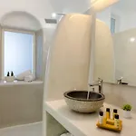 Antrum Cave Villa Imerovigli (Santorini)